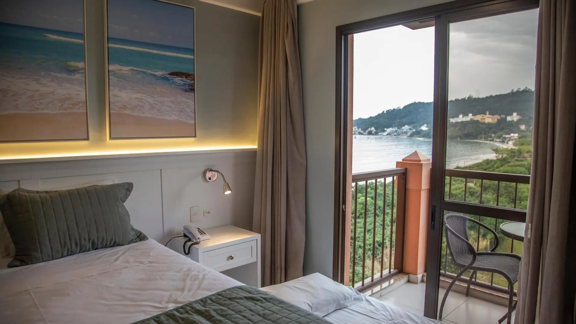 Jurere Beach Village - Studio Vista Mar Florianópolis 4*,  البرازيل